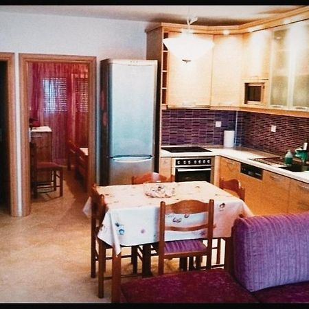 Emerald Apartment With Sea View Kриопиги Екстериор снимка